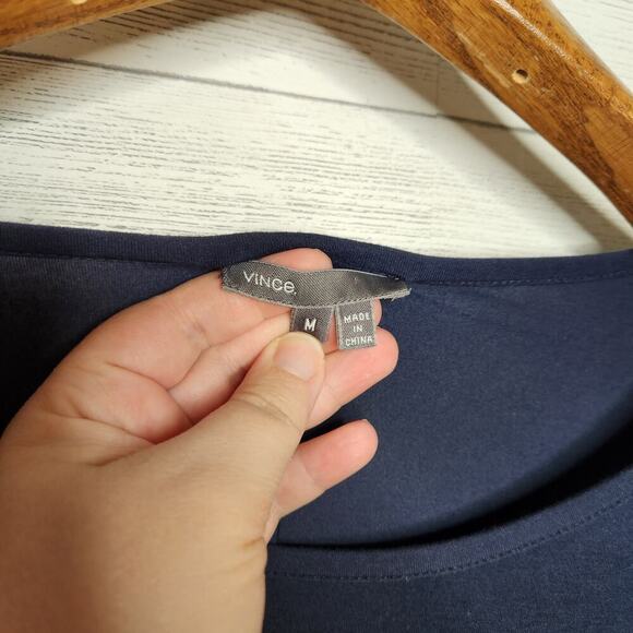 Vince Longsleeve Navy Pullover Tee Size Medium‎ - Picture 7 of 9
